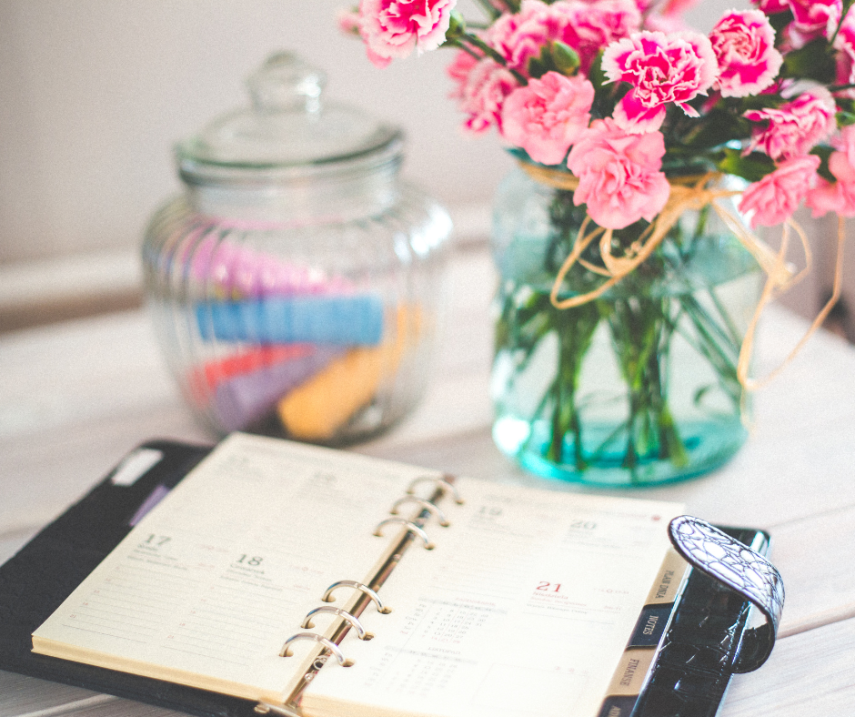 Teacher Desk Makeover Part 2: Create a Stylish and Cozy Classroom Hub for 2025