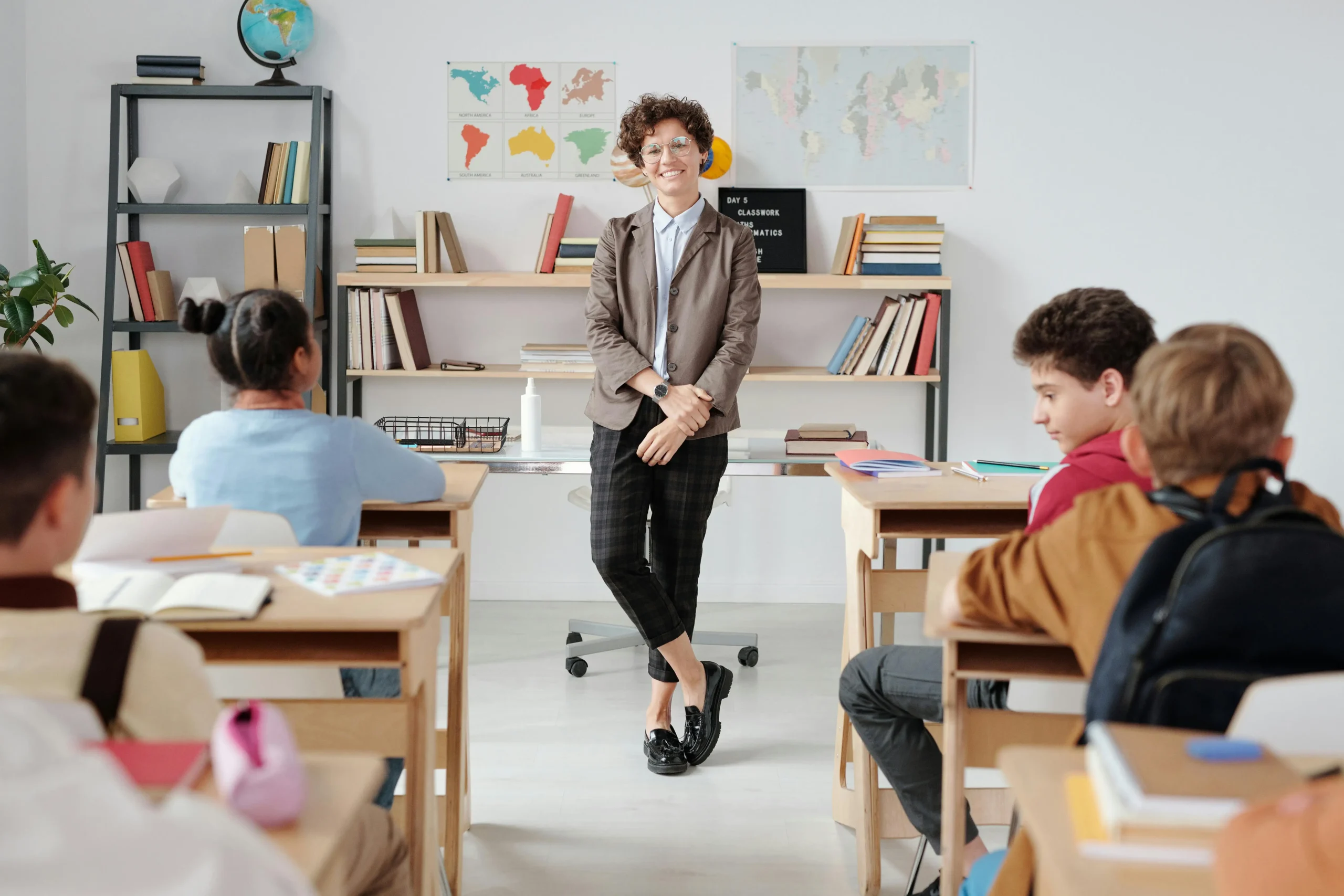 Classroom Organization 2025: Top Teacher Storage Solutions
